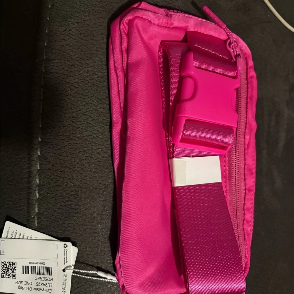 Lululemon Athletica Fuchsia Pouch - Picture 4 of 5